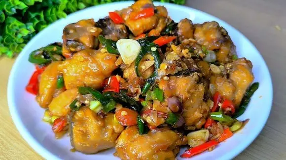 ENAK BANGET IKAN TONGKOL DI MASAK SEPERTI INI BIKIN KETAGIHAN MAKAN NAMBAH BERKALI KALI